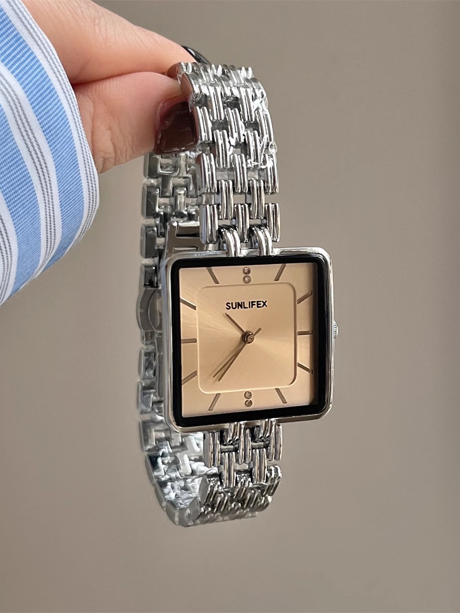 Reloj Retro de alta gama con e - Luxury Watch In Hong Kong reseña y precio