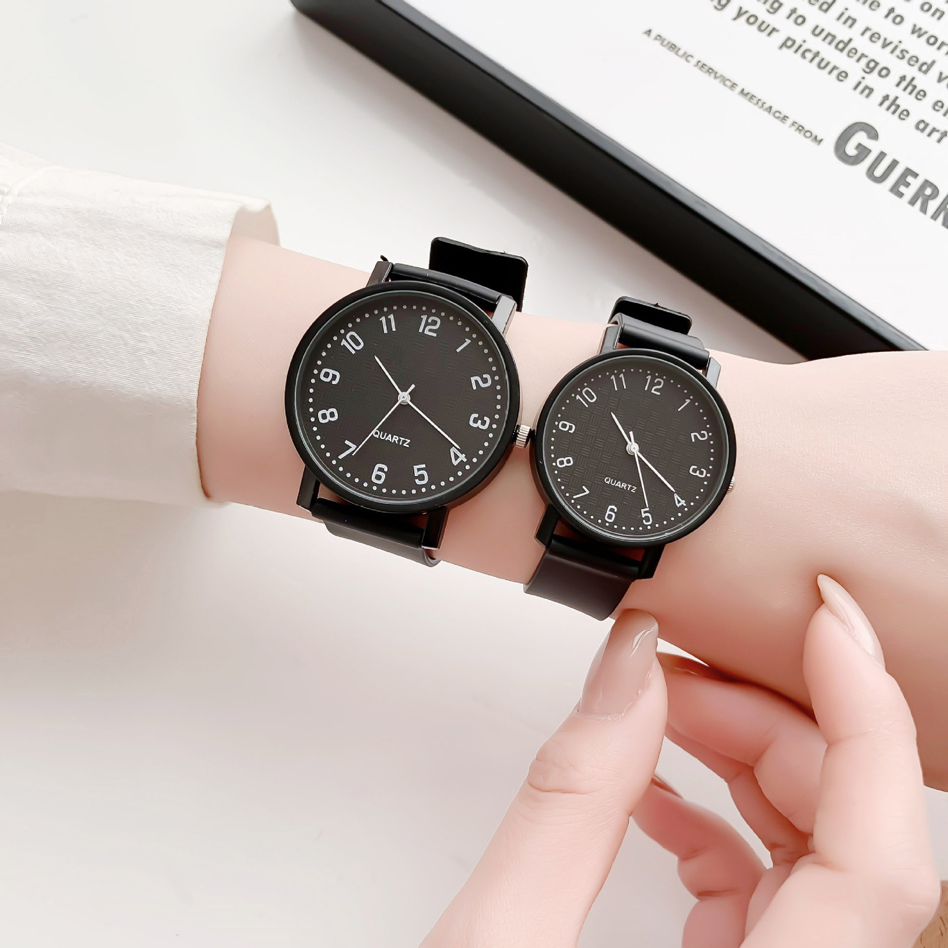 Reloj negro Simple, relojes de - Lux Watch reseña y precio